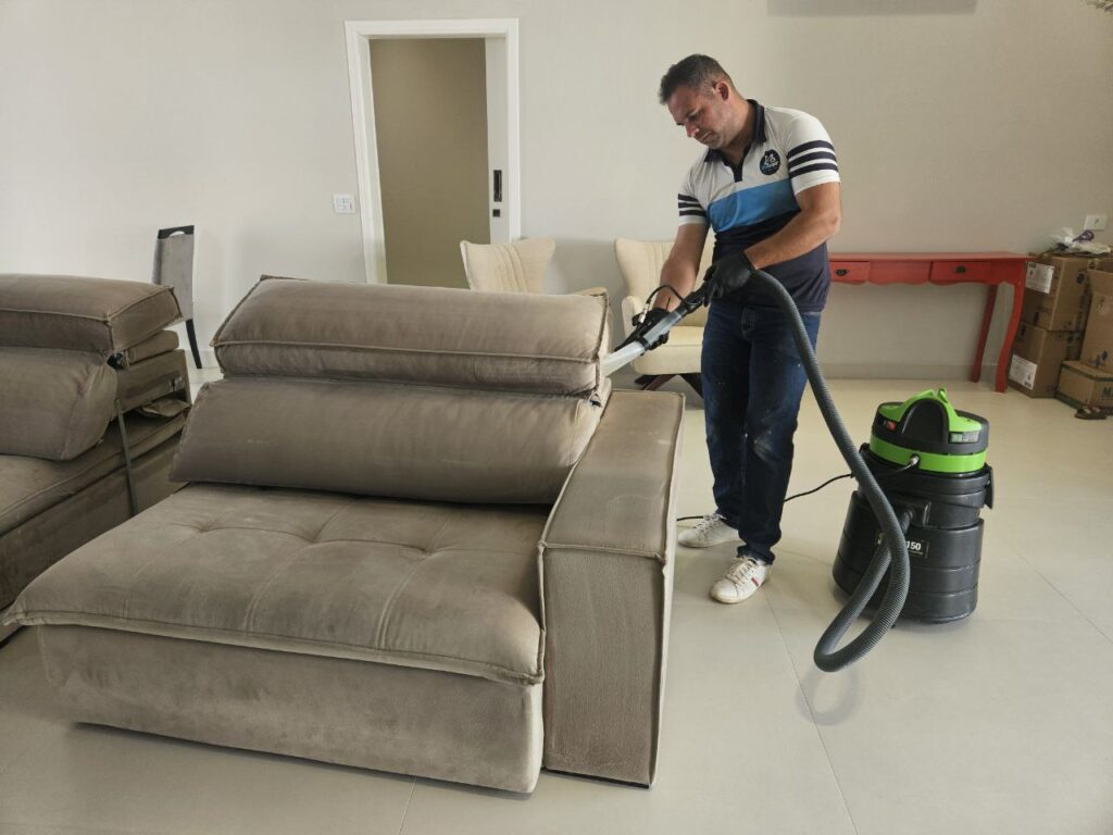 Como lavar sofás de tecido em casa – imagem 3